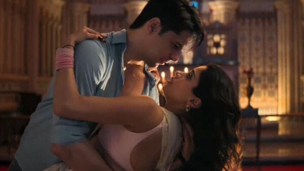 Qon yigit bori jinsiy aloqa Douja Sasuke va Sakura jinsiy aloqa