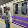 কলকাতা এয়ারপোর্ট মেট্রো চলবে শনিবার এবং রবিবারও। অর্থাৎ কলকাতা মেট্রোর ব্লু লাইন (দক্ষিণেশ্বর-শহিদ ক্ষুদিরাম) এবং ইস্ট-ওয়েস্ট মেট্রোর (হাওড়া ময়দান-সল্টলেক সেক্টর ফাইভ) মতোই সপ্তাহের প্রতিদিনই নোয়াপাড়া-কলকাতা এয়ারপোর্ট লাইনেও মেট্রো চলবে। কলকাতা মেট্রো কর্তৃপক্ষের তরফে জানানো হয়েছে, আগামী ১৩ সেপ্টেম্বর (এই শনিবার) থেকে সপ্তাহান্তে পরিষেবা চালু করা হচ্ছে। (ছবি সৌজন্যে Metro Railways)