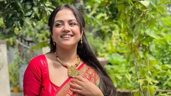 ‘আমার জীবনের সেরা দিন…’, কোন খুশির খবর শোনালেন অহনা?