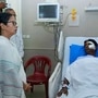খগেন মুর্মুকে দেখতে হাসপাতালে গেলেন মুখ্যমন্ত্রী, ‘সিরিয়াস কিছু নয়’ বললেন মমতা