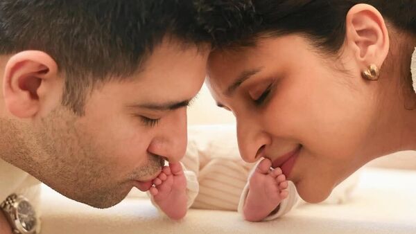 মাতৃত্বের মাস! পরিণীতি তার ছেলের ছবি দিয়েছেন, ছেলের হিন্দু নাম রাঘব দিয়েছেন, টাকা রেখেছেন মাতৃত্বের মাস! পরিণীতি তার ছেলের ছবি দিয়েছেন, ছেলের হিন্দু নাম রাঘব দিয়েছেন, টাকা রেখেছেন