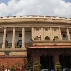 Parliament Live| Ruckus in Lok Sabha over scrapping of Article 370