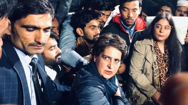 Priyanka Gandhi joins citizenship protesters at India Gate