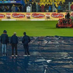 India vs Sri Lanka Live Score: Kohli and Co look to maintain winning run against