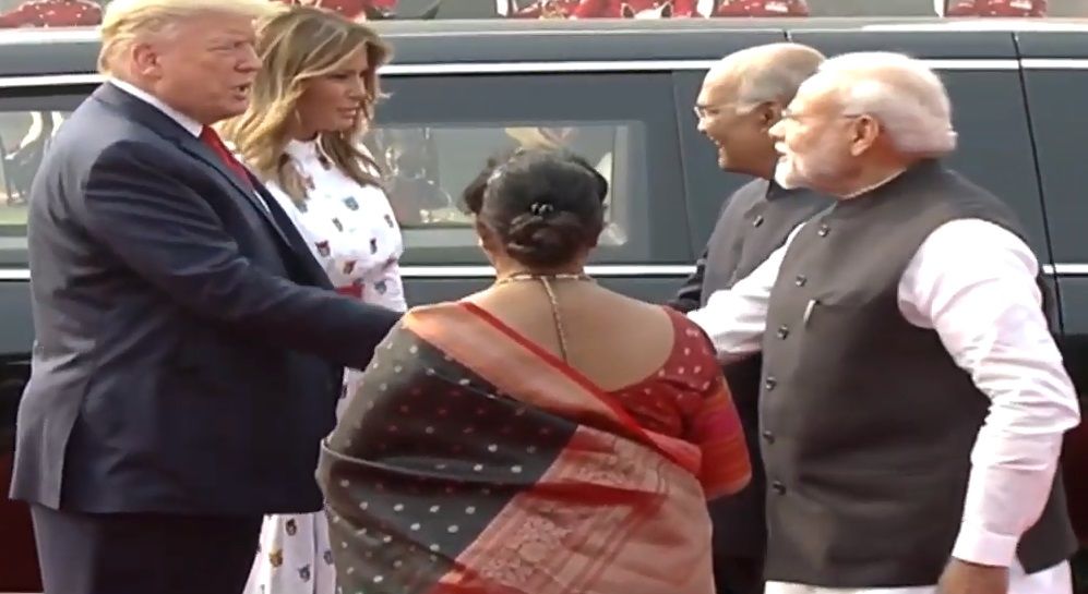<p>President Ram Nath Kovind and PM Modi welcome Donald Trump</p>