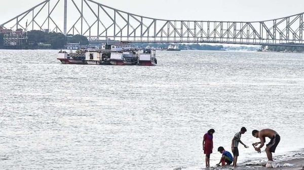 Highlights: Cyclone Amphan to make landfall on Bengal coast on May 20: Govt