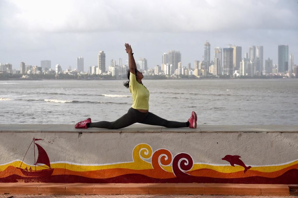 <p>Mumbaikars celebrate Yoga Day</p>