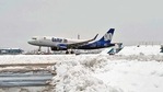 Flights operated from Srinagar on Thursday for a day after a gap of four days to take away stranded citizens.(HT_PRINT) Flights operated from Srinagar on Thursday for a day after a gap of four days to take away stranded citizens.(HT_PRINT)