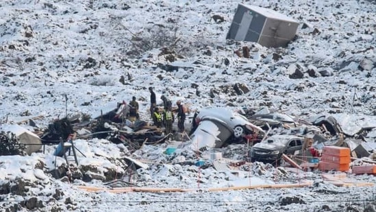Rescue work continues following the large landslide that destroyed several buildings in Ask, Gjerdrum, Norway on January 5.(Terje Pedersen / NTB via REUTERS)
