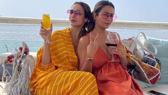 Besides Arjun, Malaika also made the most of her time with sister Amrita during the getaway. They called themselves ‘the sunshine duo’ as they soaked some sun on the seaside while sipping on cool drinks. Besides Arjun, Malaika also made the most of her time with sister Amrita during the getaway. They called themselves ‘the sunshine duo’ as they soaked some sun on the seaside while sipping on cool drinks.