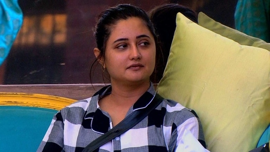 Rashami Desai will be seen visiting Vikas Gupta in the Bigg Boss house. (Colors)