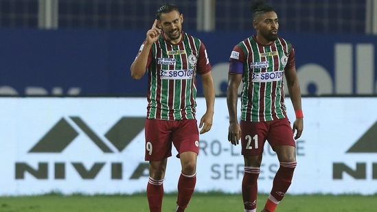 David Joel Williams of ATKMB celebrate his goal with team players during match 36 of the 7th season of the Hero Indian Super League between ATK Mohun Bagan and Bengaluru FC held at the Fatorda Stadium.(ISL/ ANI Photo) David Joel Williams of ATKMB celebrate his goal with team players during match 36 of the 7th season of the Hero Indian Super League between ATK Mohun Bagan and Bengaluru FC held at the Fatorda Stadium.(ISL/ ANI Photo)