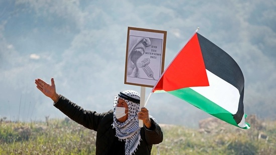 Under interim peace accords with Israel, the Palestinian Authority exercises limited self-rule in the West Bank. Hamas Islamists run the Gaza Strip. (REUTERS)