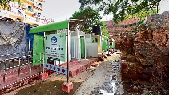 There are no public toilets for women in most of the localities and this facility will help provide them some relief.(MINT file photo) There are no public toilets for women in most of the localities and this facility will help provide them some relief.(MINT file photo)