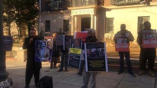 Pashtun Tahafuz Movement demonstrators outside the residence of the Pakistani ambassador to US in Washington DC. (ANI) Pashtun Tahafuz Movement demonstrators outside the residence of the Pakistani ambassador to US in Washington DC. (ANI)
