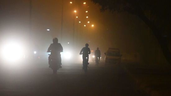 Due to the prevalence of dry north or northwesterly winds over most parts of northwest India, the minimum temperature is likely to fall gradually by 3-4°C over the next three to four days, which may cause isolated cold wave conditions over Punjab, Haryana, Chandigarh, Delhi and north Rajasthan on January 12 and 13. (Representative Image) (HT_PRINT) Due to the prevalence of dry north or northwesterly winds over most parts of northwest India, the minimum temperature is likely to fall gradually by 3-4°C over the next three to four days, which may cause isolated cold wave conditions over Punjab, Haryana, Chandigarh, Delhi and north Rajasthan on January 12 and 13. (Representative Image) (HT_PRINT)