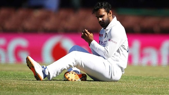 Hanuma Vihari of India looks dejected after dropping a catch of Marnus Labuschagne. (Getty)
