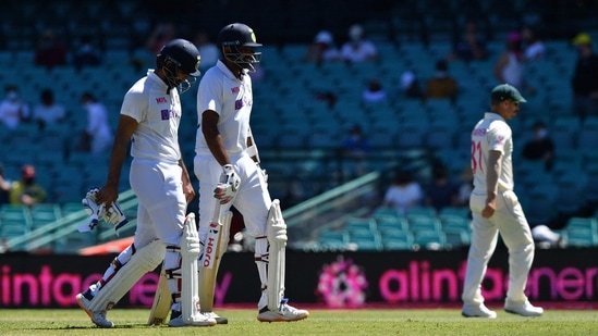 India vs Australia Live Score, 3rd Test, Day 5: India bat for 131 overs in 4th innings to snatch draw at Sydney | Hindustan Times