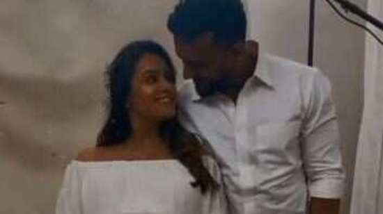 Anita Hassanandani and Rohit Reddy pose during their photoshoot.