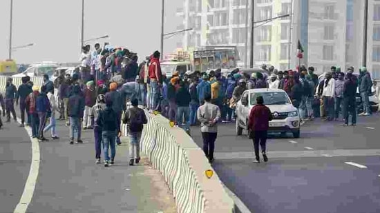 The government said the agitation being limited to just one place in the country was an evidence that majority of farmers were not only happy with the legislations but found these legislations to be progressive and in their interest. (Representative Image)(PTI) The government said the agitation being limited to just one place in the country was an evidence that majority of farmers were not only happy with the legislations but found these legislations to be progressive and in their interest. (Representative Image)(PTI)