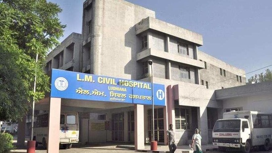 Police sting finds parking staff at Ludhiana civil hospital fleecing visitors, 3 booked for extortion