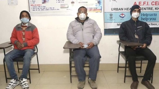 Health workers waiting for vaccination process during a dry run in Dehradun. (HT FILE PHOTO) Health workers waiting for vaccination process during a dry run in Dehradun. (HT FILE PHOTO)