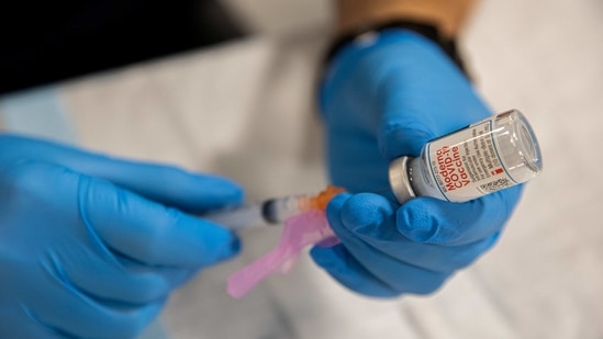 Πριν από τον εμβολιασμό Covid-19 της Ινδίας, μια ματιά στις χώρες που ξεκίνησαν την προσπάθεια