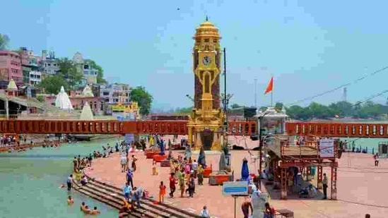 Mahakumbh prep is also ushering in development, infrastructural projects, amenities and facilities both on a permanent and temporary basis.(HT Photo) Mahakumbh prep is also ushering in development, infrastructural projects, amenities and facilities both on a permanent and temporary basis.(HT Photo)
