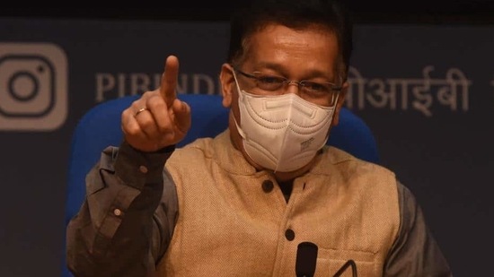 Addressing a press briefing, Union Health Secretary Rajesh Bhushan said vaccine effectiveness will be seen only after 14 days.(HT Photo)