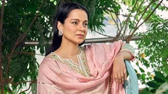 Kangana Ranaut has tweeted on National Youth Day. Kangana Ranaut has tweeted on National Youth Day.