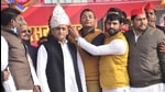 Samajwadi Party (SP) leaders honouring SP chief Akhilesh Yadav in Jaunpur. (Sourced) Samajwadi Party (SP) leaders honouring SP chief Akhilesh Yadav in Jaunpur. (Sourced)