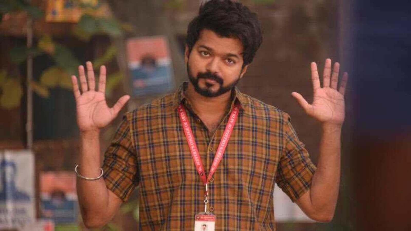 Master movie review: Vijay delivers a largely entertaining star ...