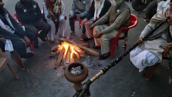 According to the IMD, a "very dense" fog is when the visibility is between 0 and 50 metres. In case of a "dense" fog, the visibility is between 51 and 200 metres, "moderate" 201 and 500 metres, and "shallow" 501 and 1,000 metres.(ANI) According to the IMD, a "very dense" fog is when the visibility is between 0 and 50 metres. In case of a "dense" fog, the visibility is between 51 and 200 metres, "moderate" 201 and 500 metres, and "shallow" 501 and 1,000 metres.(ANI)