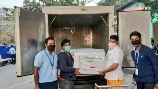 Covishield vaccine consignment arrives at Goa airport early on Wednesday, January 13. (Sourced) Covishield vaccine consignment arrives at Goa airport early on Wednesday, January 13. (Sourced)