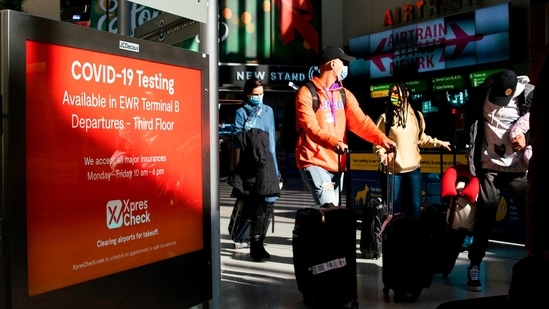 All travelers aged 2 and older must comply except passengers who are only transiting through the United States. (AFP) All travelers aged 2 and older must comply except passengers who are only transiting through the United States. (AFP)