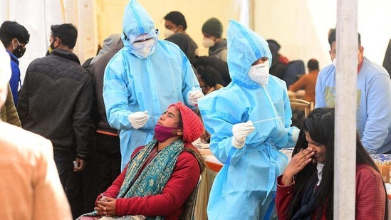 The daily Covid-19 cases in India are registering a consistent decline on a daily basis, the Union health ministry noted. (HT Photo) The daily Covid-19 cases in India are registering a consistent decline on a daily basis, the Union health ministry noted. (HT Photo)