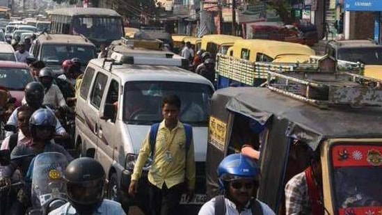 An officer of the transport department said that the deadline for plying of diesel autos was extended in keeping with the public interest,(HT File photo ) An officer of the transport department said that the deadline for plying of diesel autos was extended in keeping with the public interest,(HT File photo )