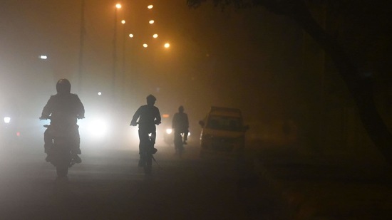 The department has predicted cold wave to severe cold wave conditions in Alwar, Bhilwara, Chittorgarh, Jhunjhunu and Sikar districts for the next 24 hours. The department has predicted cold wave to severe cold wave conditions in Alwar, Bhilwara, Chittorgarh, Jhunjhunu and Sikar districts for the next 24 hours.