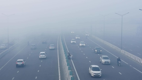 Morning traffic at Mayur Vihar on January 14. This is the second time this season that the Delhi residents are experiencing a sharp drop in temperatures, with the previous cold spell occurring around the end of 2020 in which the minimum temperature on New Year’s Day dropped to 1.1°C – the lowest temperature recorded in the city in 15 years.(Raj K Raj / HT Photo)
