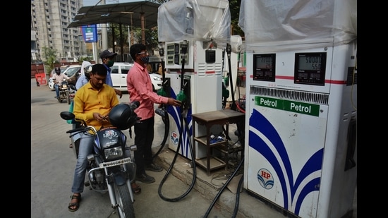 Citizens are seeking government intervention regarding surge in fuel prices. (HT PHOTO) Citizens are seeking government intervention regarding surge in fuel prices. (HT PHOTO)