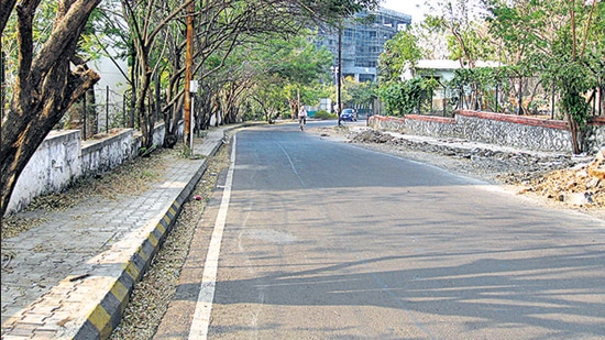 Last week, the corporation floated a tender to appoint project management consultants for pre- and post-tender activities for the construction of the tunnel connecting Pashan-Panchavati to Kothrud. (HT PHOTO) Last week, the corporation floated a tender to appoint project management consultants for pre- and post-tender activities for the construction of the tunnel connecting Pashan-Panchavati to Kothrud. (HT PHOTO)
