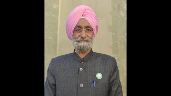 Bhupinder Singh Mann, the Bharti Kisan Union national president adn All India Kisan Coordination Committee chairman, has recused himself from the Supreme Court-appointed committee. He was the only farmer representative on the panel. (HT file photo) Bhupinder Singh Mann, the Bharti Kisan Union national president adn All India Kisan Coordination Committee chairman, has recused himself from the Supreme Court-appointed committee. He was the only farmer representative on the panel. (HT file photo)