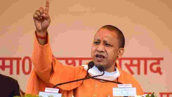 UP chief minister Yogi Adityanathwas speaking at the closing ceremony of the two-day Gorakhpur Mahotsav(PTI) UP chief minister Yogi Adityanathwas speaking at the closing ceremony of the two-day Gorakhpur Mahotsav(PTI)