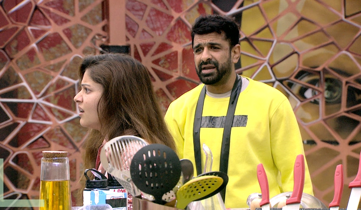 Rubina had an ugly fight with Eijaz. (Colors) Rubina had an ugly fight with Eijaz. (Colors)
