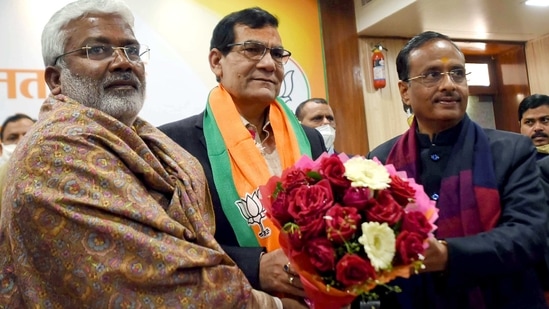 Ex-IAS officer, close aide of PM Modi named BJP candidate for crucial ...
