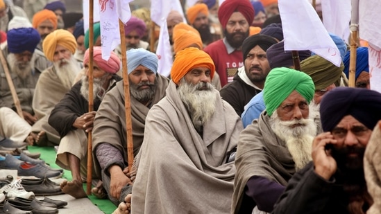 Farmers during a protest against farm bills at Singhu Border in New Delhi.(ANI) Farmers during a protest against farm bills at Singhu Border in New Delhi.(ANI)