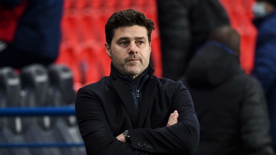 (FILES) In this file photo taken on January 9, 2021, Paris Saint-Germain's Argentinian coach Mauricio Pochettino looks on ahead of the French L1 football match between Paris Saint-Germain and Stade Brestois 29 at the Parc des Princes stadium in Paris. - PSG coach Mauricio Pochettino has tested positive for Covid-19, the club said on January 15, 2021. (Photo by Alain JOCARD / AFP)(AFP)