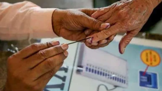 The net increase in the number of voters is 2.01 per cent, the office of the Chief Electoral Officer (CEO) said.(PTI/ file photo. Representative image) The net increase in the number of voters is 2.01 per cent, the office of the Chief Electoral Officer (CEO) said.(PTI/ file photo. Representative image)
