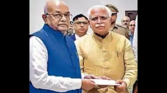 Haryana governor Satyadeo Narain Arya with chief minister Manohar Lal Khattar. (HT file photo) Haryana governor Satyadeo Narain Arya with chief minister Manohar Lal Khattar. (HT file photo)