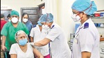 A medic administers a dose of Covishield vaccine to Dr Asha Singhal, 87, at BYL Nair Hospital in Mumbai on Saturday. (Bhushan Koyande/ HT) A medic administers a dose of Covishield vaccine to Dr Asha Singhal, 87, at BYL Nair Hospital in Mumbai on Saturday. (Bhushan Koyande/ HT)